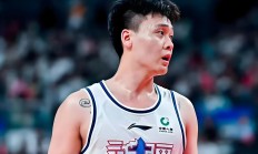 爱游戏在线登录-上海男篮力克新疆队，实力显现