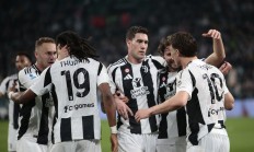 爱游戏中国官网-尤文图斯签下年轻天才门将，加强阵容