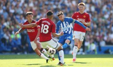 爱游戏投注-曼联主场大捷，走向欧战之路