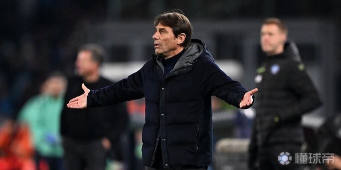 那不勒斯遭遇惨败,战绩连续下滑 那不勒斯遭遇惨败,战绩连续下滑