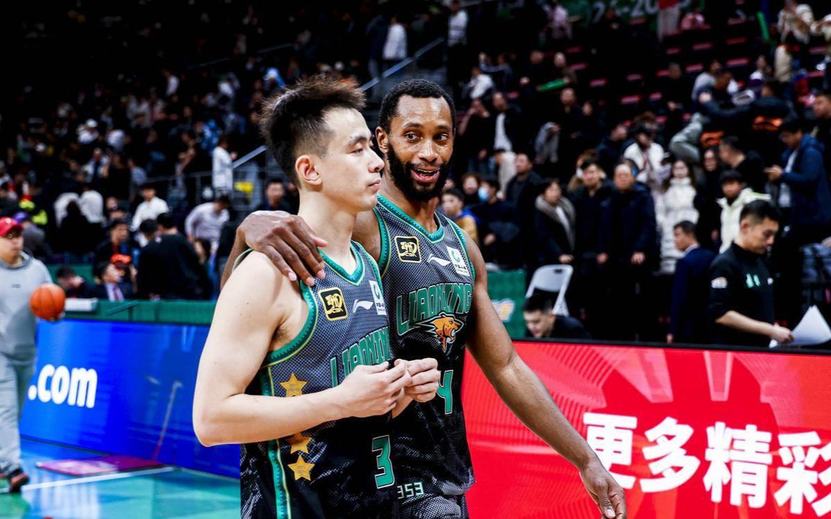 包含CBA联赛升降级引发球队转会市场热潮,众多球员或将离队的词条 包含CBA联赛升降级引发球队转会市场热潮,众多球员或将离队的词条