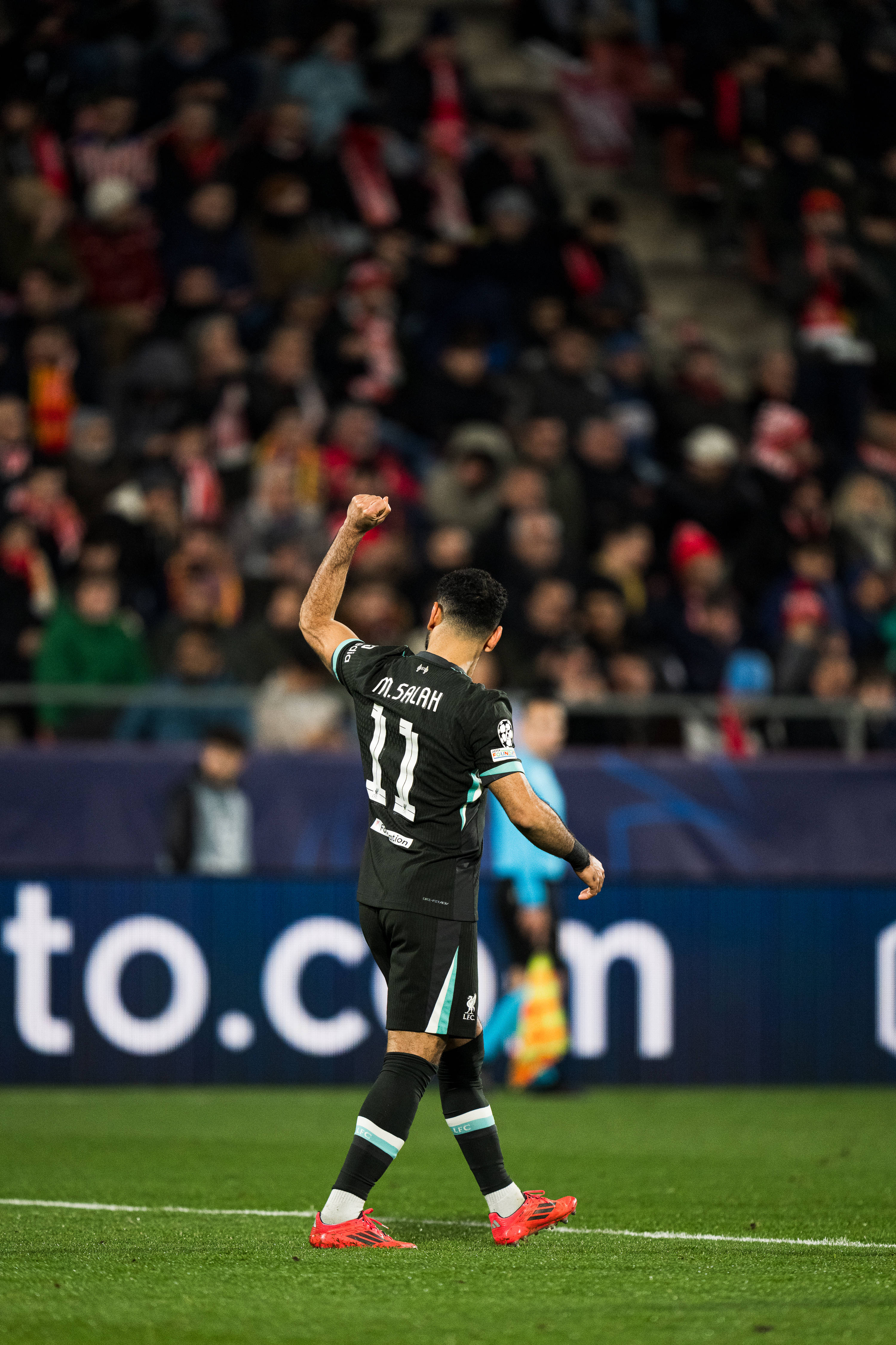 利物浦客场胜利,实现保级大计向前迈进 利物浦客场胜利,实现保级大计向前迈进