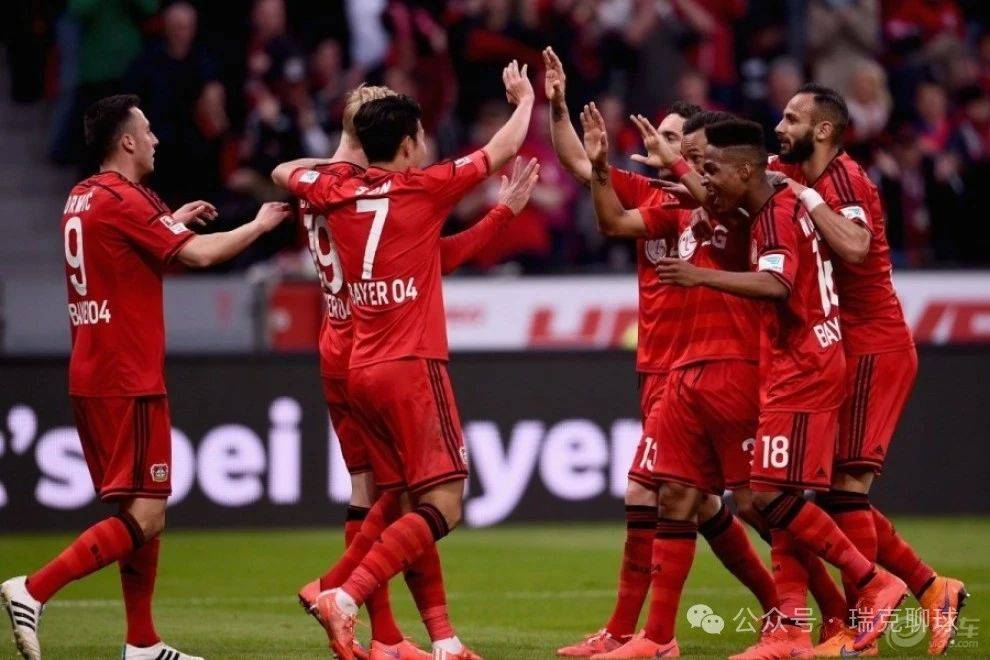 关于不来梅队前锋再度受伤,球队进攻或受影响的信息 关于不来梅队前锋再度受伤,球队进攻或受影响的信息