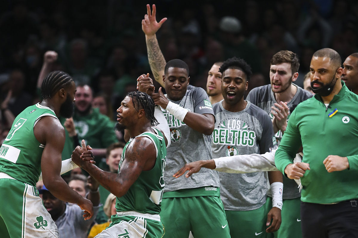 凯尔特人击败篮网,继续保持不败 凯尔特人击败篮网,继续保持不败