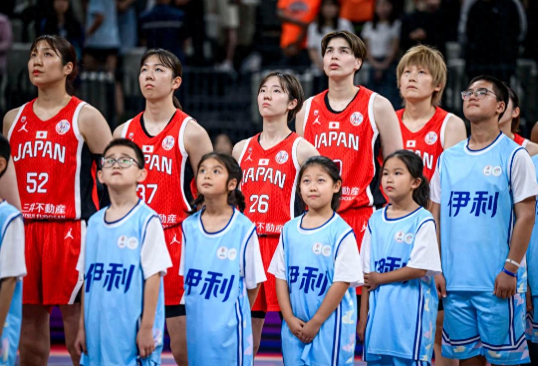 澳大利亚女篮连续八连胜,雄踞榜首! 澳大利亚女篮连续八连胜,雄踞榜首!