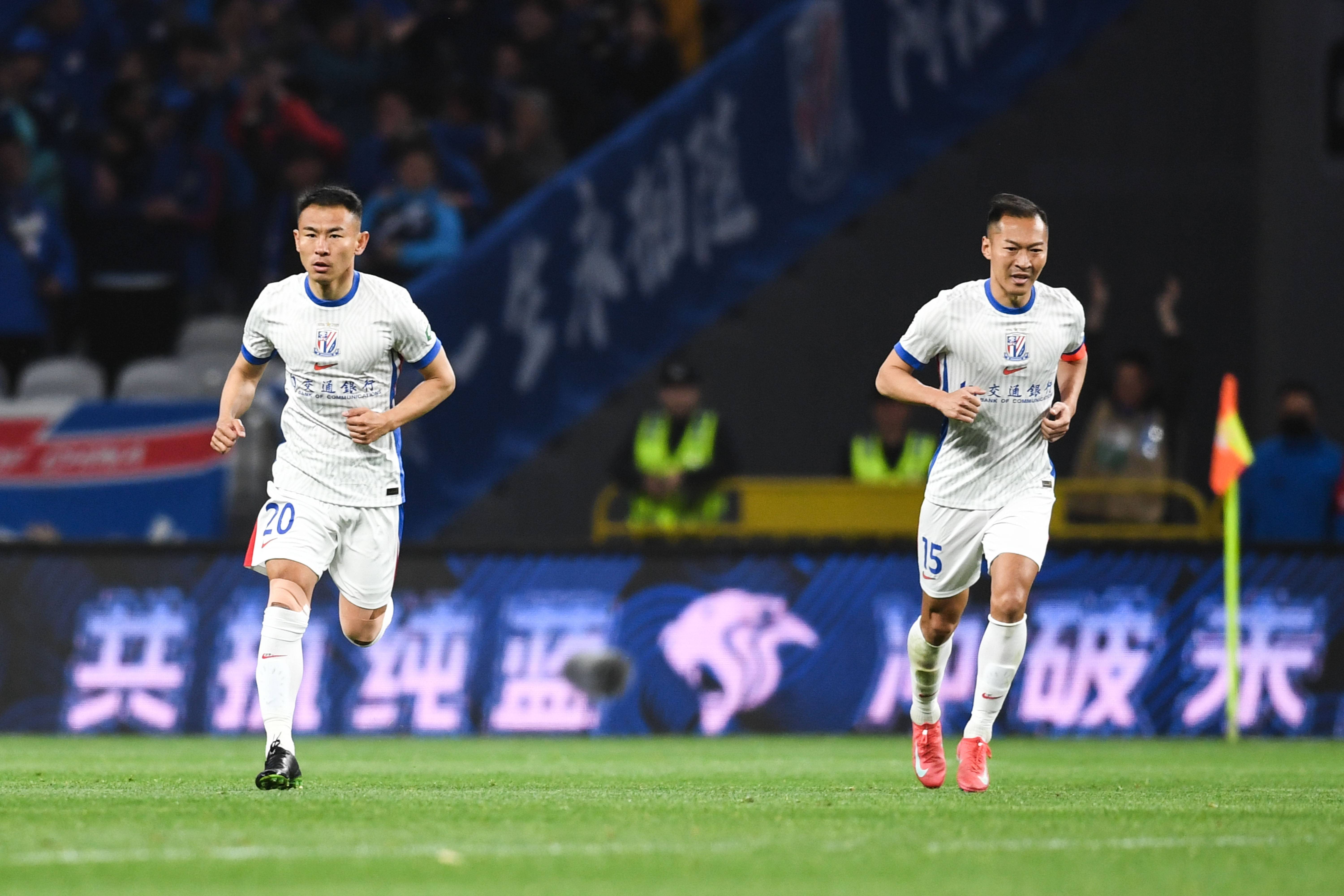 申花客场大胜富力，终结连败